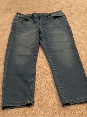 Tahari Womens Crop Straight Fit Jeans - Blue